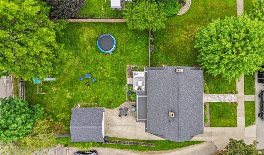 70 Samaritan Ave, Ashland, OH 44805 - 4 Beds, 2 Bath