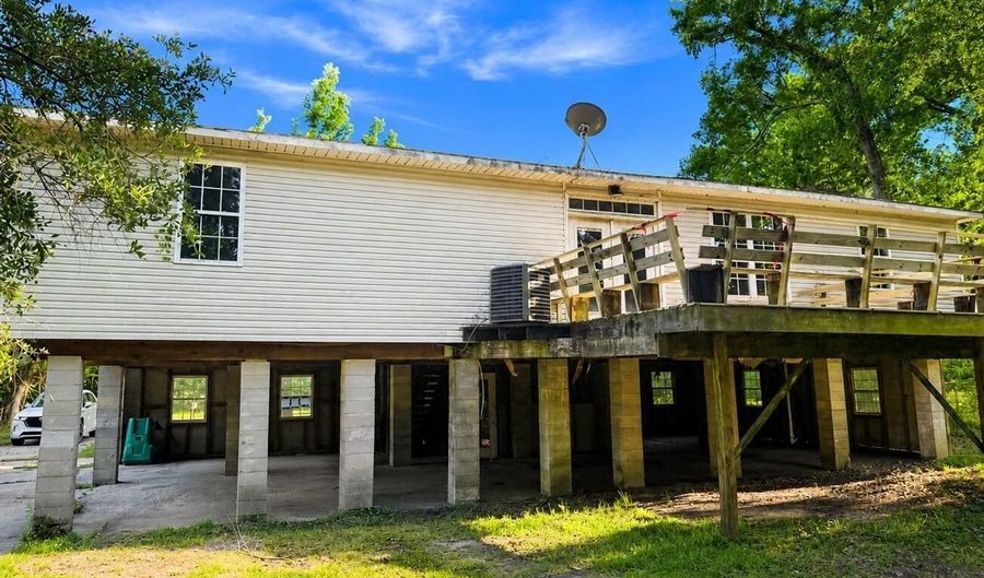 501 Felicity St, Bay St. Louis, MS 39520 - 5 Beds, 2 Bath