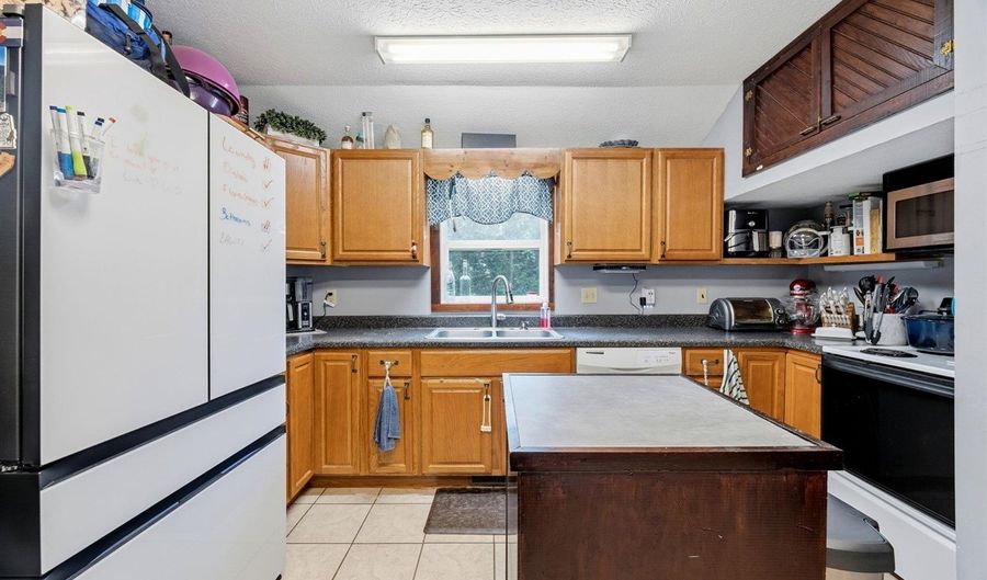 423 Old Greenhill Rd, Alvaton, KY 42122 - 3 Beds, 3 Bath