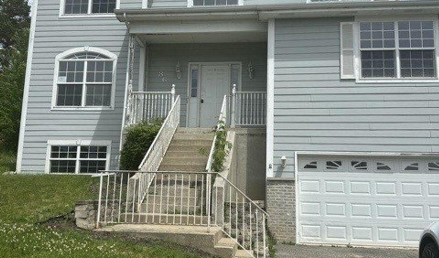 36 Burnette Dr, Antioch, IL 60002 - 4 Beds, 3 Bath