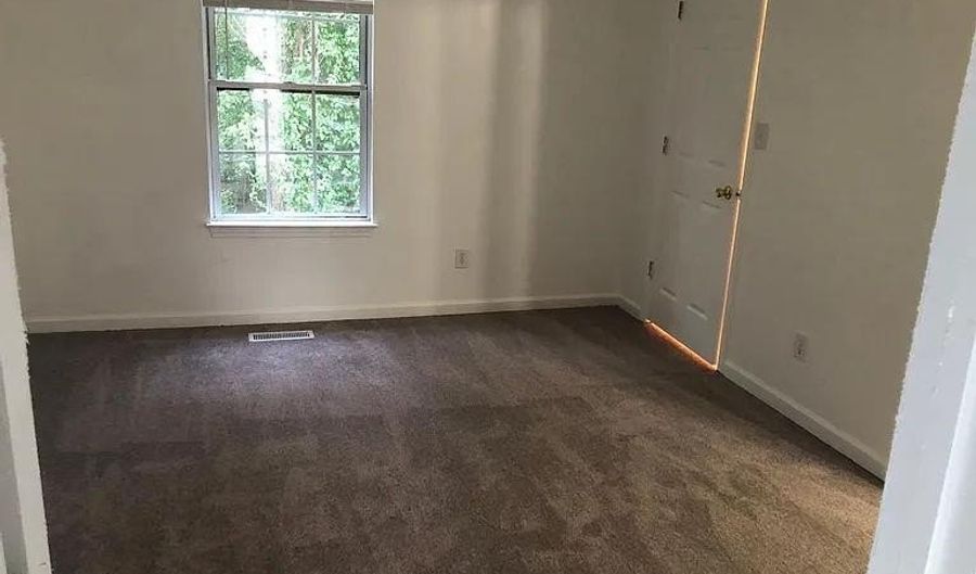 7028 Panda Ln, Austell, GA 30168 - 2 Beds, 3 Bath
