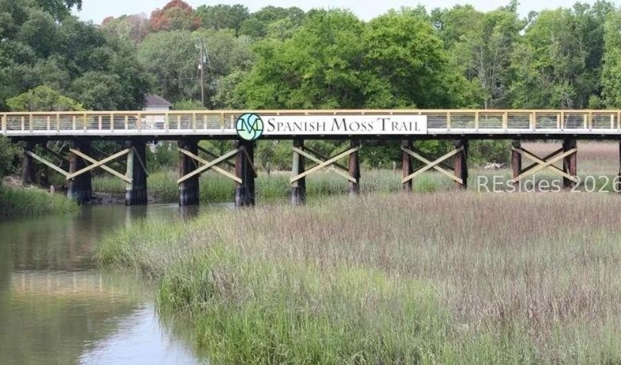 14 Assembly Row B, Beaufort, SC 29906 - 2 Beds, 3 Bath