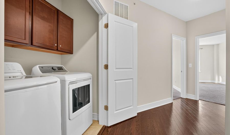 41956 PICKWICK MILL Ter, Aldie, VA 20105 - 3 Beds, 3 Bath