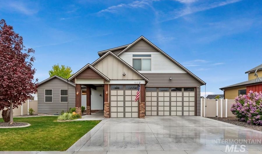 10377 Colorful Dr, Nampa, ID 83687 - 4 Beds, 2 Bath