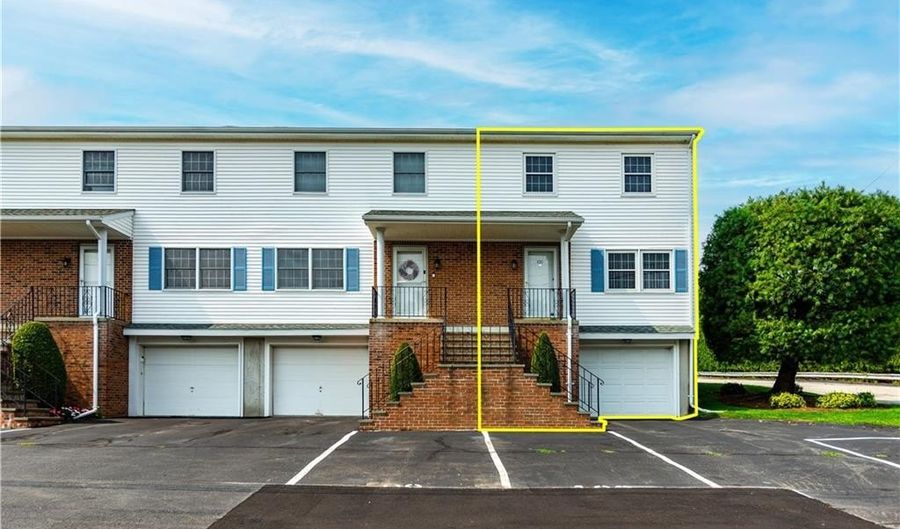 100 Scenery Ln, Johnston, RI 02919 - 2 Beds, 2 Bath