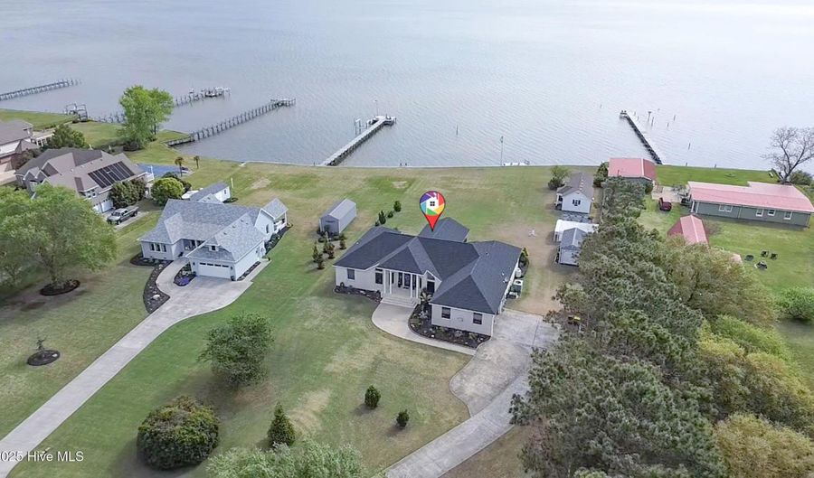 111 Waterway Ct, Aydlett, NC 27916 - 3 Beds, 2 Bath