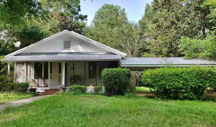 172 SW Overall, Greenville, FL 32331 - 2 Beds, 1 Bath