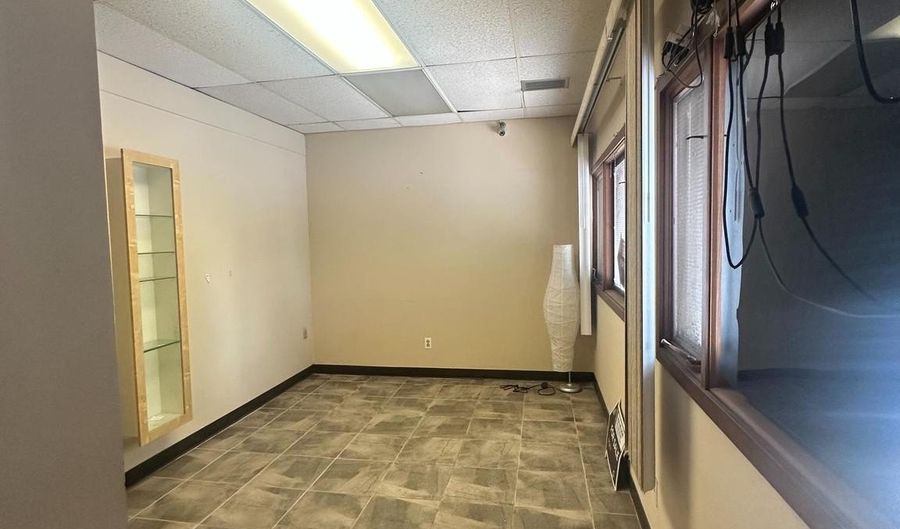 7202- A POPLAR St 1, Annandale, VA 22003 - 0 Beds, 0 Bath