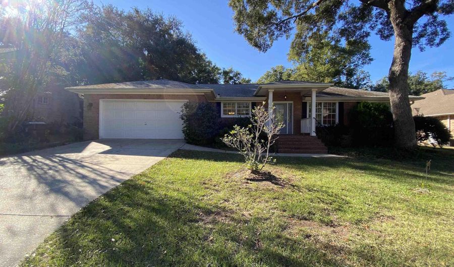 12180 Fritz Ct, Lillian, AL 36549 - 3 Beds, 2 Bath