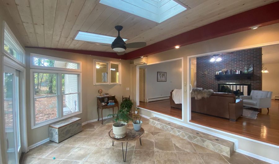 117 W ADAMS St, Georgetown, DE 19947 - 3 Beds, 2 Bath