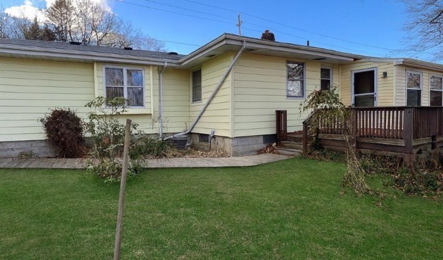 3895 Avalon Ct, Austintown, OH 44515 - 2 Beds, 2 Bath