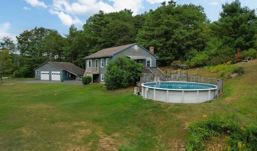 415 Ridge Rd, Bath, ME 04530 - 3 Beds, 2 Bath