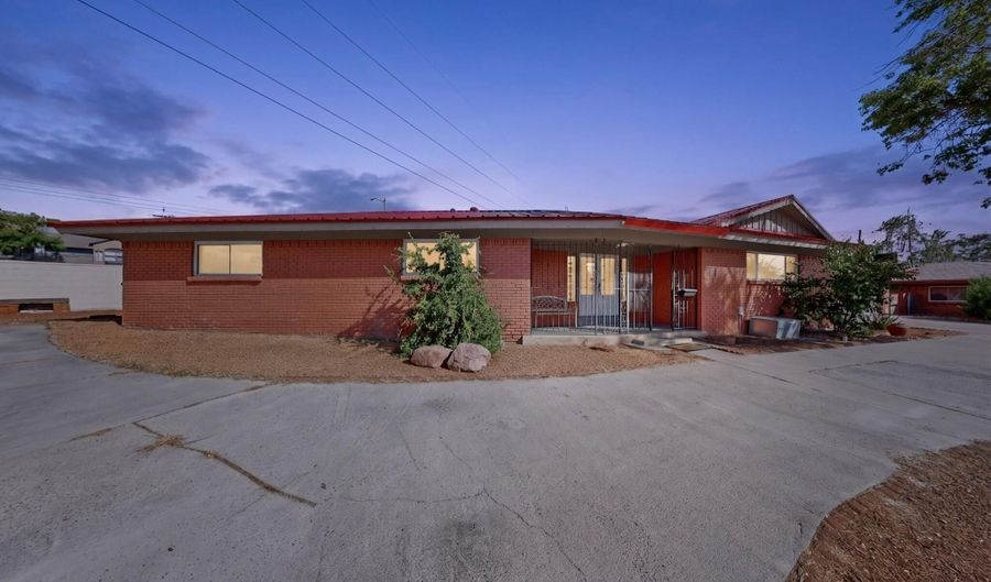 8316 Dellwood Rd NE, Albuquerque, NM 87110 - 4 Beds, 2 Bath