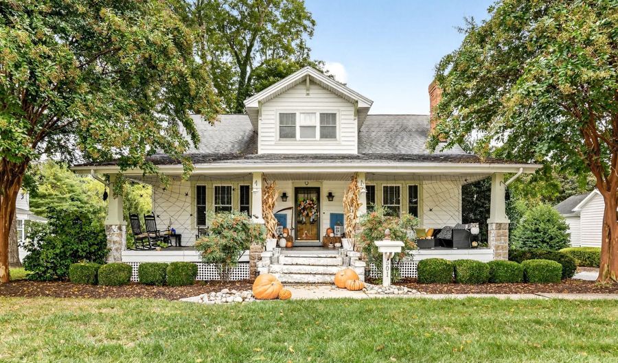 501 S MAIN St, Berlin, MD 21811 - 4 Beds, 3 Bath