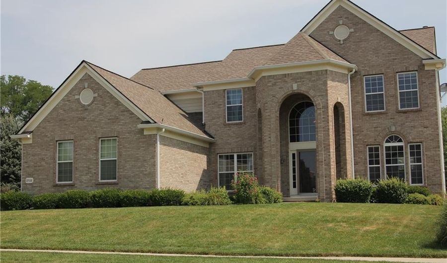 13518 Silverstone Dr, Fishers, IN 46037 - 4 Beds, 4 Bath