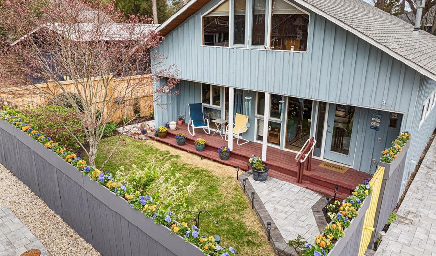 111 CAROLINA St, Dewey Beach, DE 19971 - 3 Beds, 2 Bath