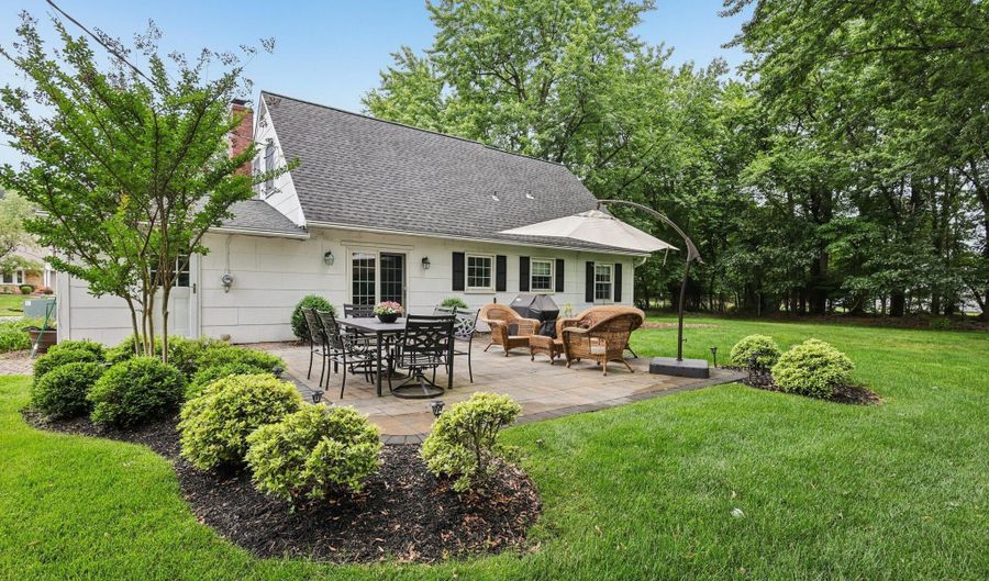 135 Ivy Hill Dr, Aberdeen, NJ 07747 - 4 Beds, 3 Bath