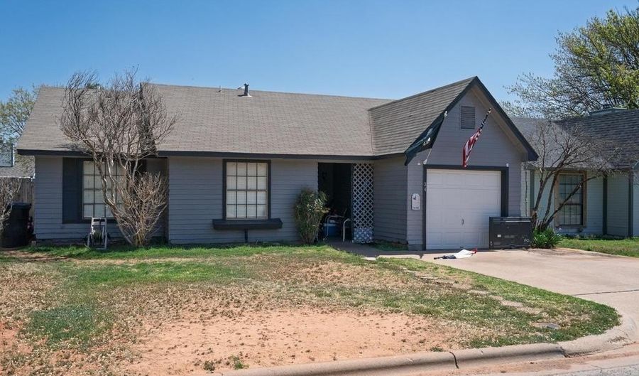34 Shady Brook Cir, Abilene, TX 79605 - 2 Beds, 1 Bath