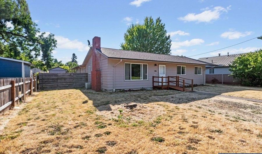 1625 Jackson St SE, Albany, OR 97321 - 3 Beds, 2 Bath