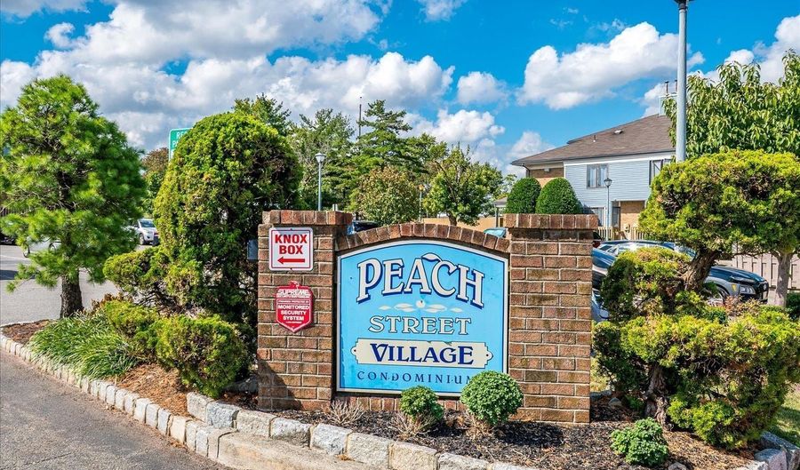 213 Peach St, Avenel, NJ 07001 - 2 Beds, 2 Bath