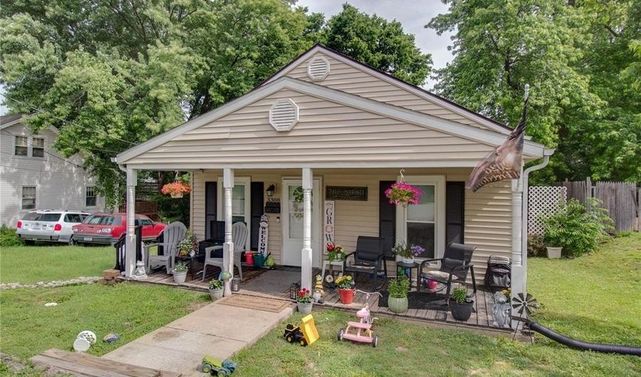3308 Fernwood Ave, Alton, IL 62002 - 4 Beds, 1 Bath
