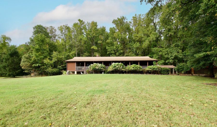 15301 POPLAR HILL Rd, Accokeek, MD 20607 - 6 Beds, 6 Bath