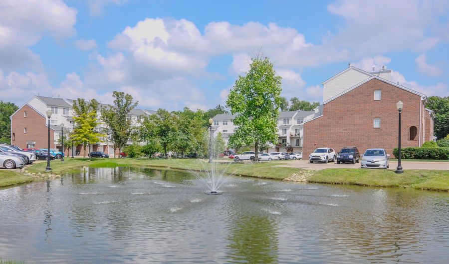 1892 Lindsay Ln, Ann Arbor, MI 48104 - 2 Beds, 2 Bath