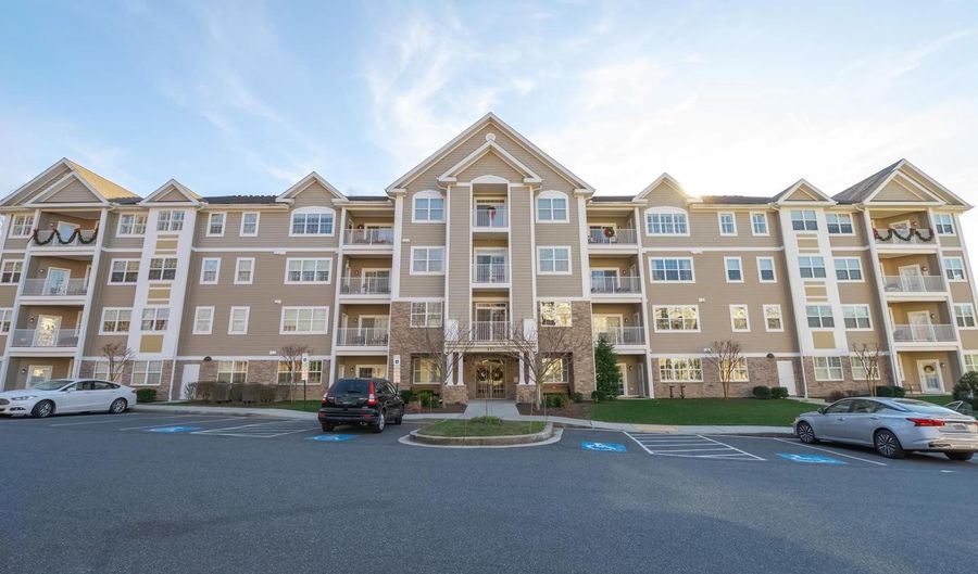 901 MACPHAIL WOODS Xing #3A, Bel Air, MD 21015 - 2 Beds, 2 Bath