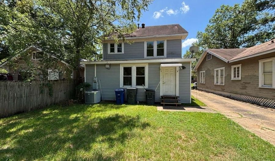 806 Ratcliff St, Shreveport, LA 71104 - 3 Beds, 2 Bath