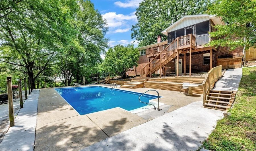 834 BURNING TREE Trl, Alabaster, AL 35007 - 4 Beds, 3 Bath