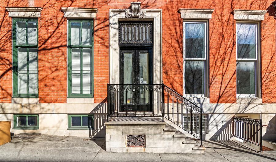 919 SAINT PAUL St 3Fl, Baltimore, MD 21202 - 2 Beds, 1 Bath