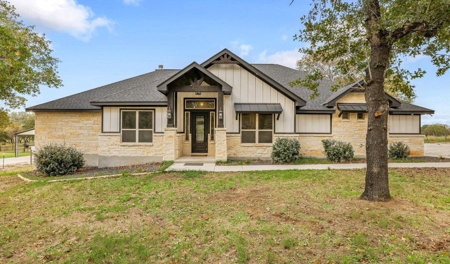 839 Shady Grv, Adkins, TX 78101 - 5 Beds, 0 Bath