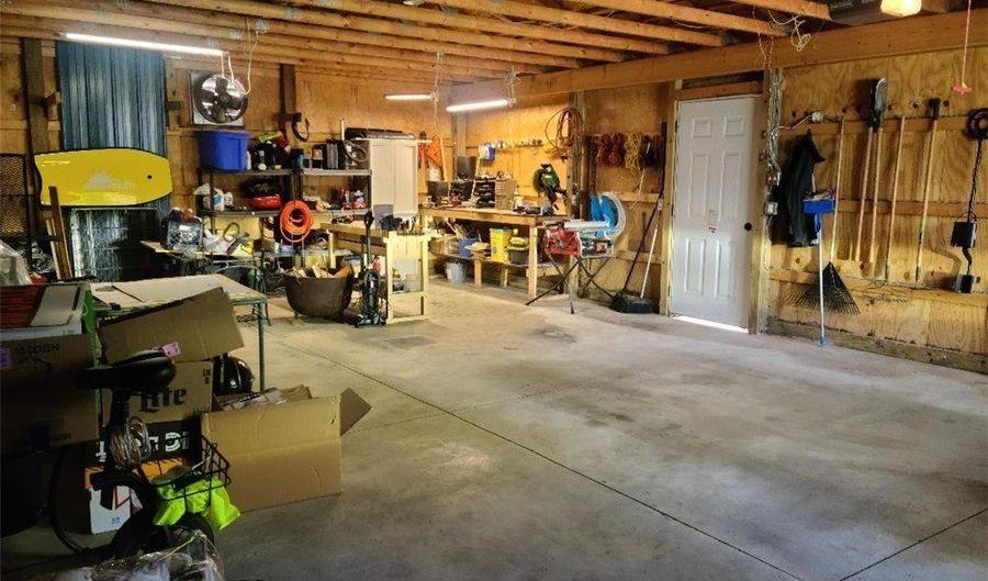 159 Hickory St, Andover, OH 44003 - 4 Beds, 2 Bath