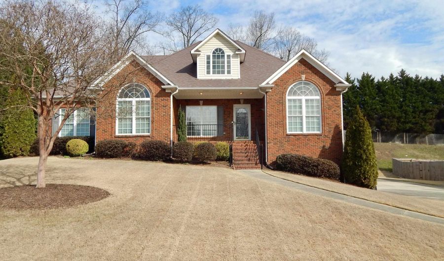 1028 KENSINGTON Way, Moody, AL 35004 - 3 Beds, 2 Bath