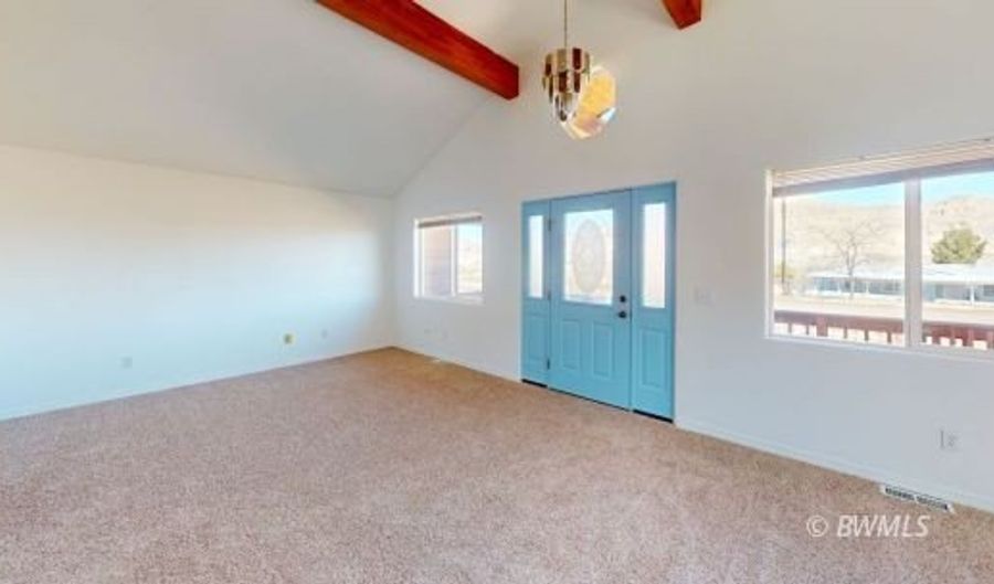 910 S Freedom Way, Big Water, UT 84741 - 3 Beds, 2 Bath