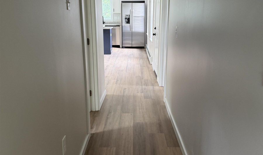 27 Washington St, Ashland, NH 03217 - 3 Beds, 1 Bath