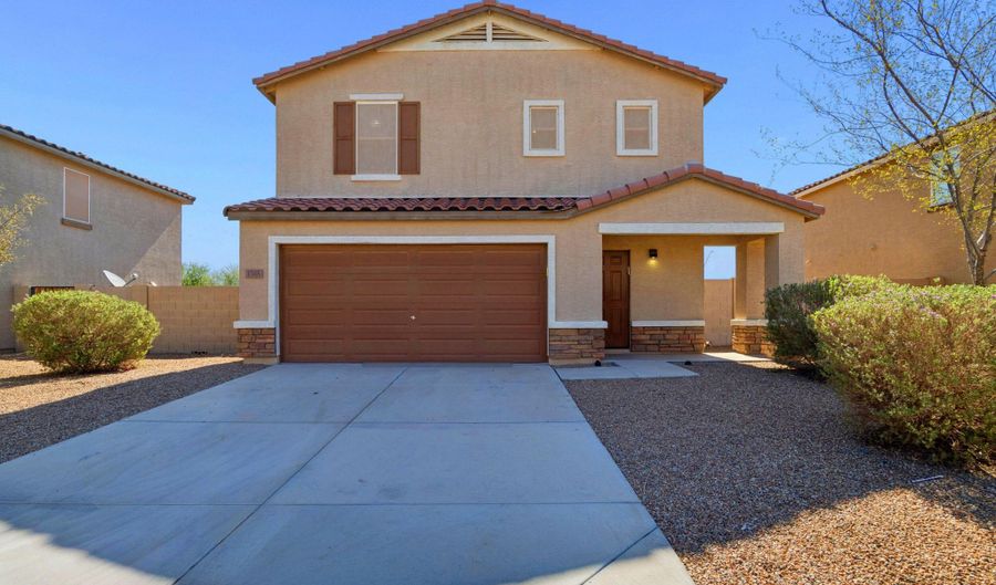 1748 N LOGAN Ln, Casa Grande, AZ 85122 - 3 Beds, 3 Bath