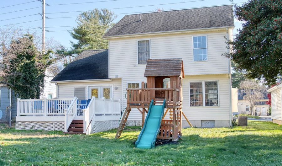 711 E DIVISION St, Dover, DE 19901 - 3 Beds, 3 Bath