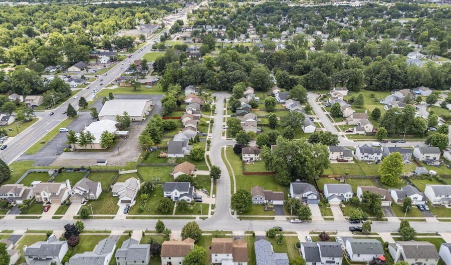2392 Minerva Park Pl, Columbus, OH 43229 - 3 Beds, 3 Bath