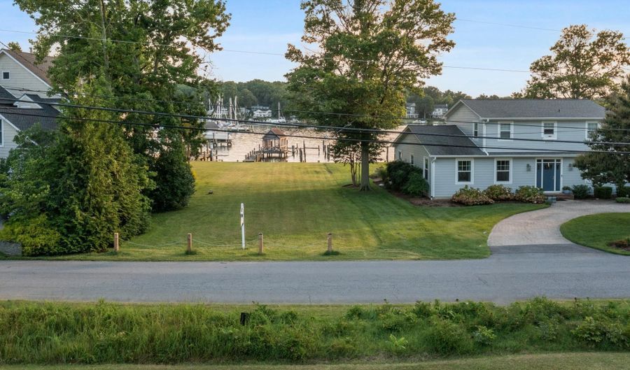 45 E LAKE Dr, Annapolis, MD 21403 - 0 Beds, 0 Bath