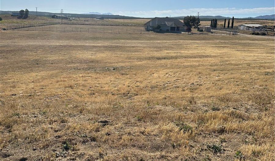 472 Roundup Dr, Aguanga, CA 92536 - 0 Beds, 0 Bath