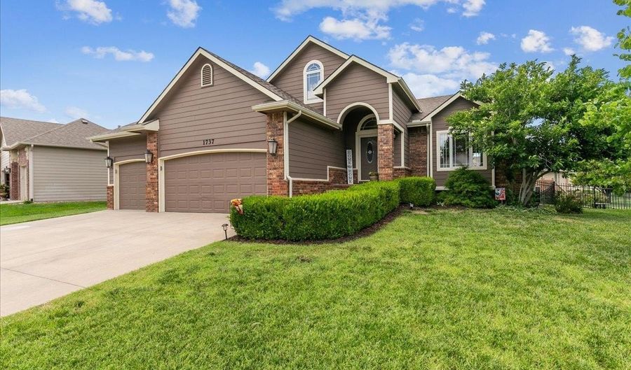 1737 N Columbine, Andover, KS 67002 - 4 Beds, 3 Bath