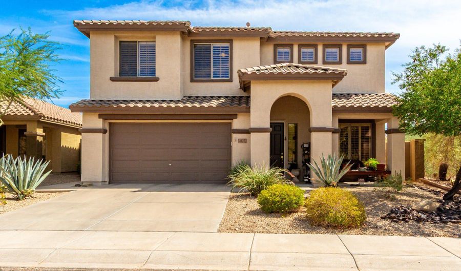 2677 W WAYNE Ln, Anthem, AZ 85086 - 5 Beds, 3 Bath