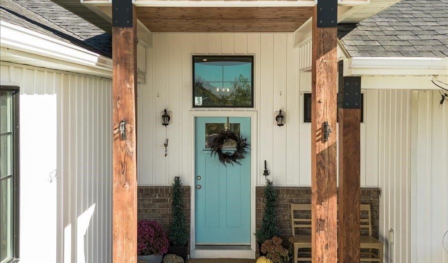 5272 Canterbury St, Chubbuck, ID 83202 - 6 Beds, 3 Bath