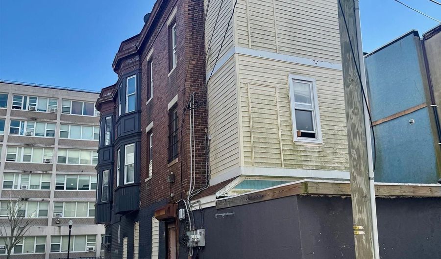 1013 Arctic Ave, Atlantic City, NJ 08401 - 0 Beds, 0 Bath