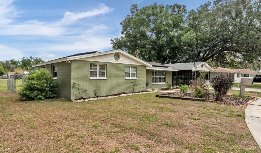 1430 HACKL Blvd, Bartow, FL 33830 - 3 Beds, 2 Bath