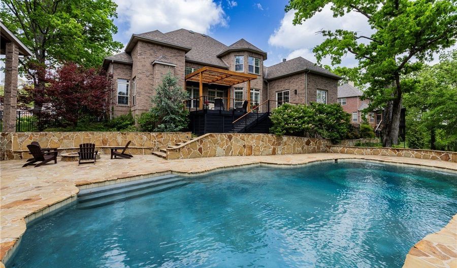 904 NW Oxford Gate, Bentonville, AR 72712 - 5 Beds, 5 Bath