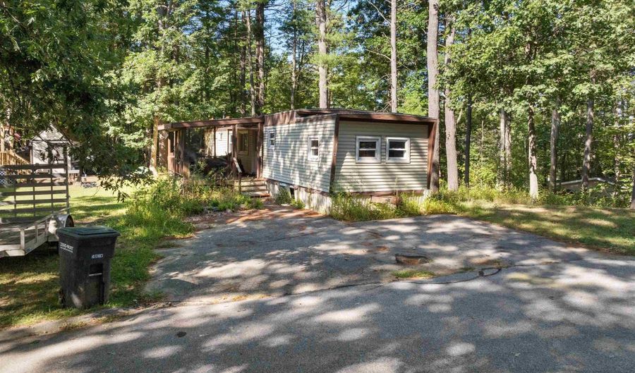 6 Neil Dr, Allenstown, NH 03275 - 3 Beds, 1 Bath