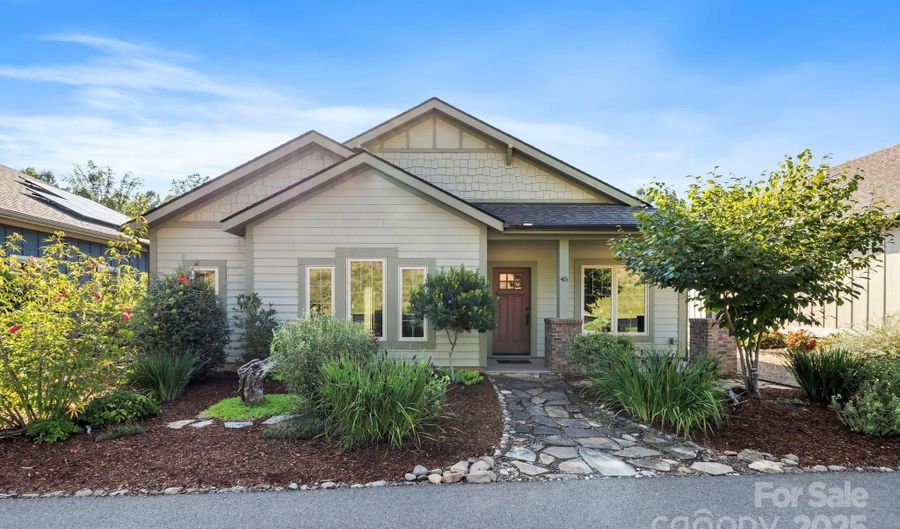 45 Verde Dr, Asheville, NC 28806 - 2 Beds, 2 Bath