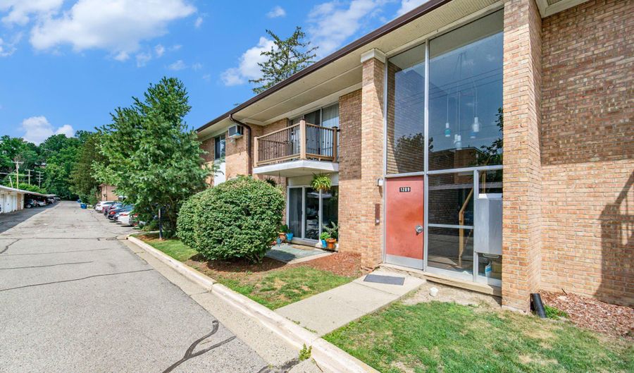 1209 Island Dr 102, Ann Arbor, MI 48105 - 2 Beds, 1 Bath